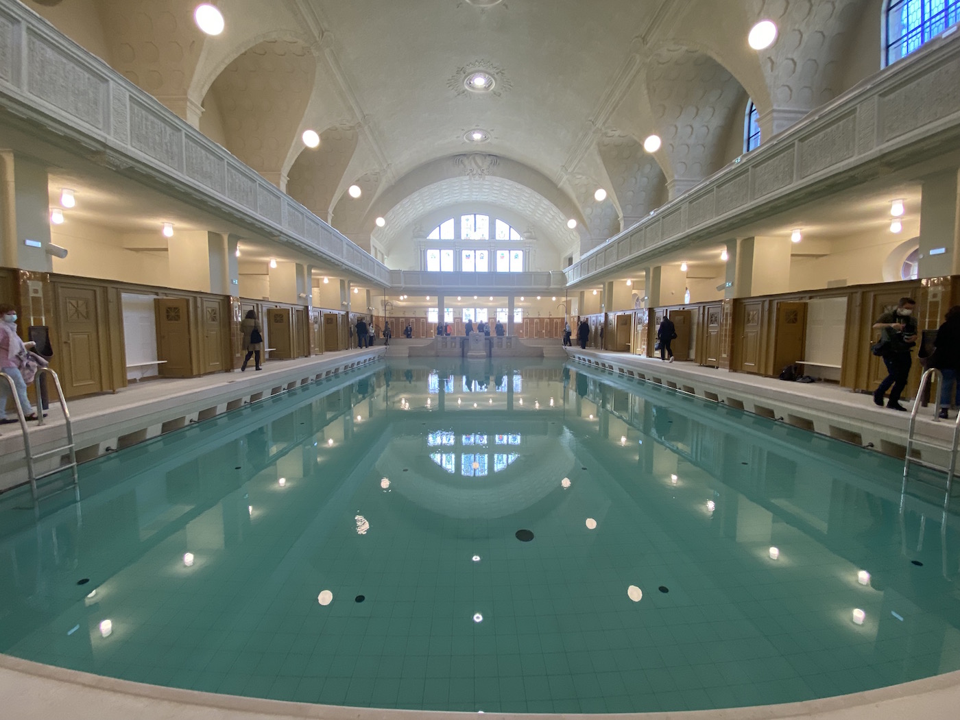 Bains municipaux réouverture 26