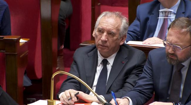 'Soumission', 'racket' : l'accord entre l'UE et les Etats-Unis fait l'unanimité contre lui | LCP