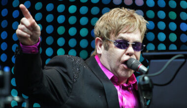 Guerre familiale chez les Beckham : Elton John appelé en renfort dans un décor paradisiaque