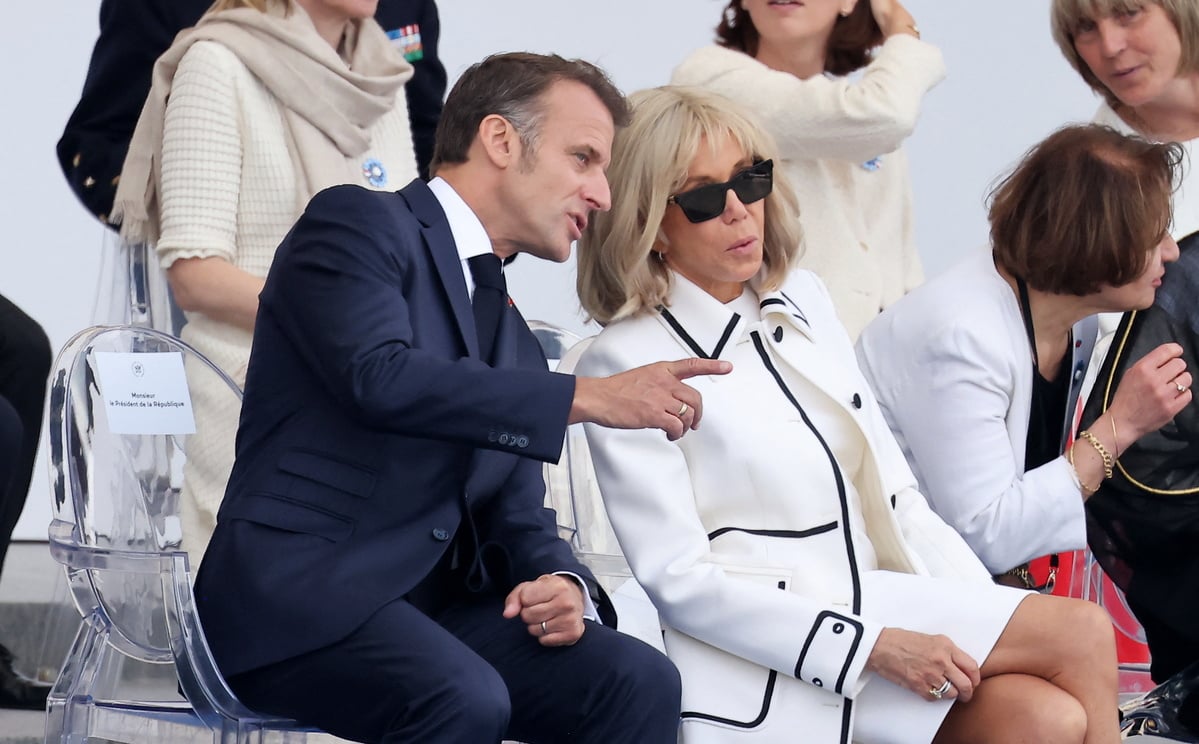 “Si elle n’aimait pas les adolescents…” : on passe pas loin du dérapage entre Emmanuel et Brigitte Macron