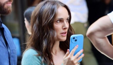 Natalie Portman : mini-short et ventre apparent, elle continue à faire tourner les têtes à New York