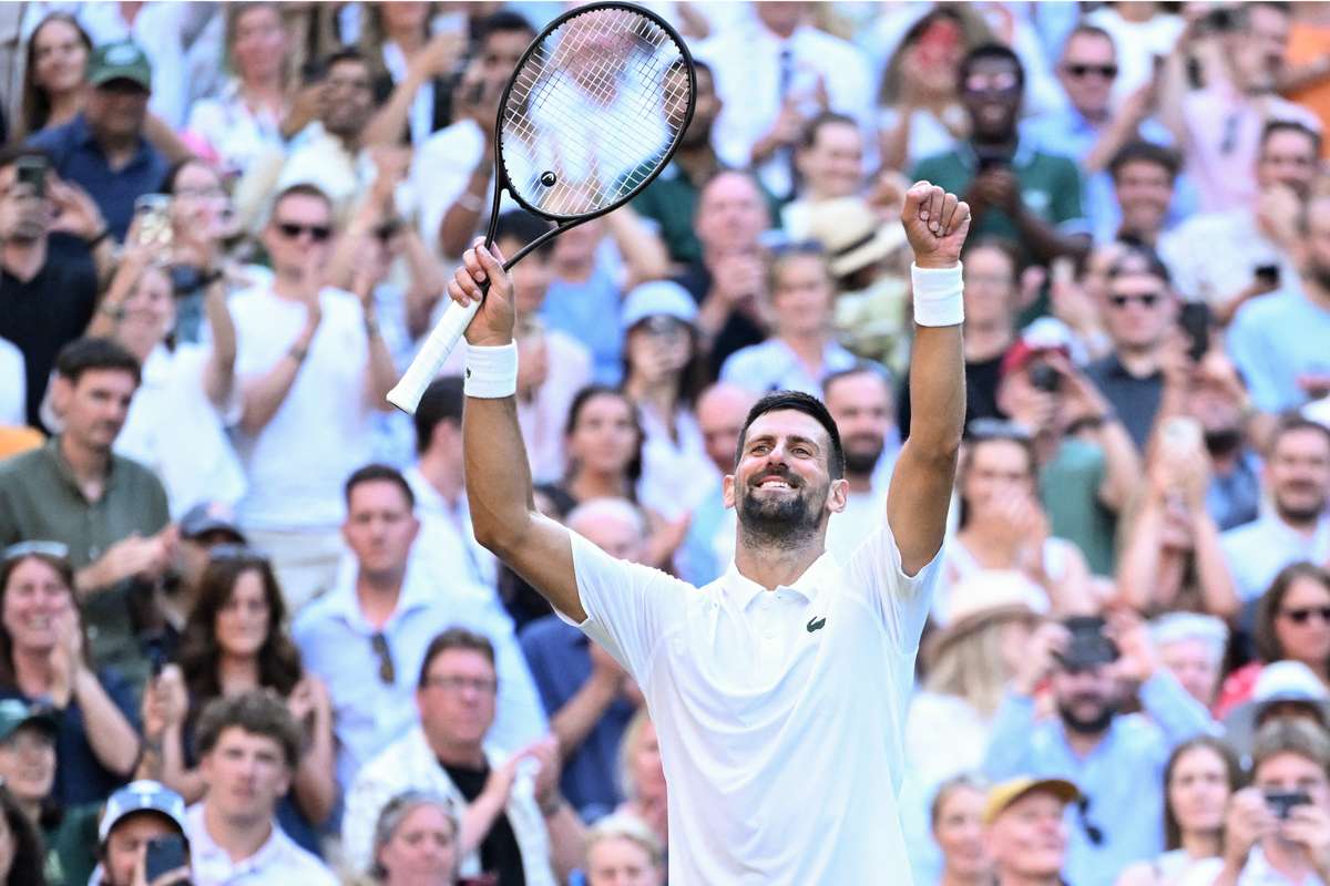 Wimbledon ATP : Novak Djokovic perd un set mais rejoint Jannik Sinner en demi-finales