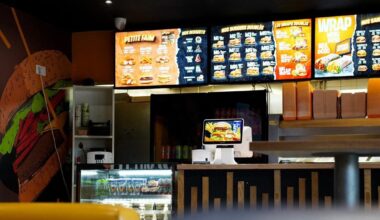 Toulouse. Ce fast-food qui imite McDo et Burger King (version halal) ouvre un nouveau restaurant