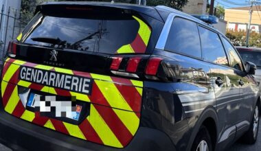 un père et ses fils en garde à vue