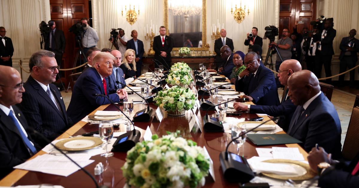 Quand Trump félicite le président libérien pour son niveau d'anglais, langue officielle du Liberia