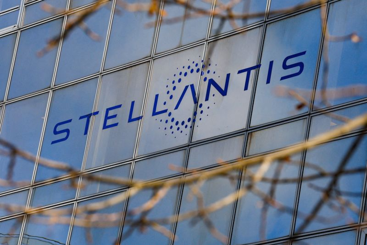 Filosa prévoit d'autres décisions difficiles pour redresser Stellantis - 29/07/2025 à 10:27