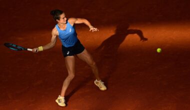 Dans la douleur, Loïs Boisson rallie les quarts de finale à Hambourg après son succès contre Tamara Korpatsch - L'Équipe