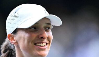 Swiatek retrouve les quarts à Wimbledon deux ans après