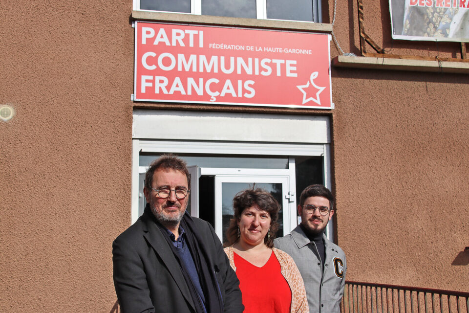 Pierre Lacaze, Inès Goffre-Pedrosa et Axel Loscertales, membres du Parti communiste à Toulouse, entendent porter une autre voie pour les Municipales 2026