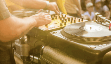 Métropolitain a 30 ans, et vous offre sa playlist d’été