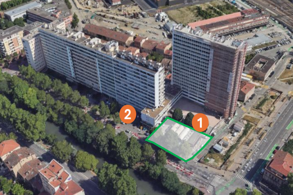 C'est la parcelle entourée sur cette vue, qui va devenir un square 