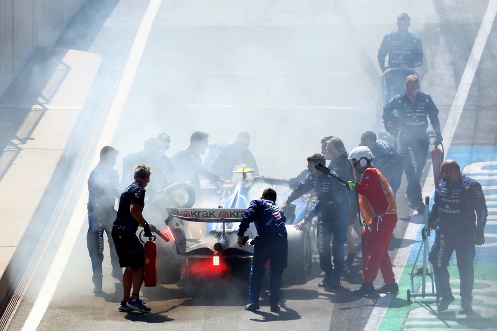 Carlos Sainz a lui aussi dû abandonner avant même le départ du GP d'Autriche.