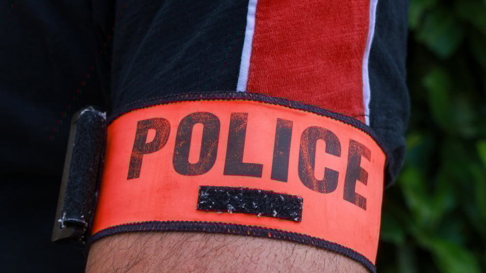 Un homme et son fils agressés à leur domicile à Marseille