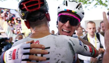 revivez la 100e victoire en carrière de Tadej Pogacar sur la quatrième étape entre Amiens et Rouen