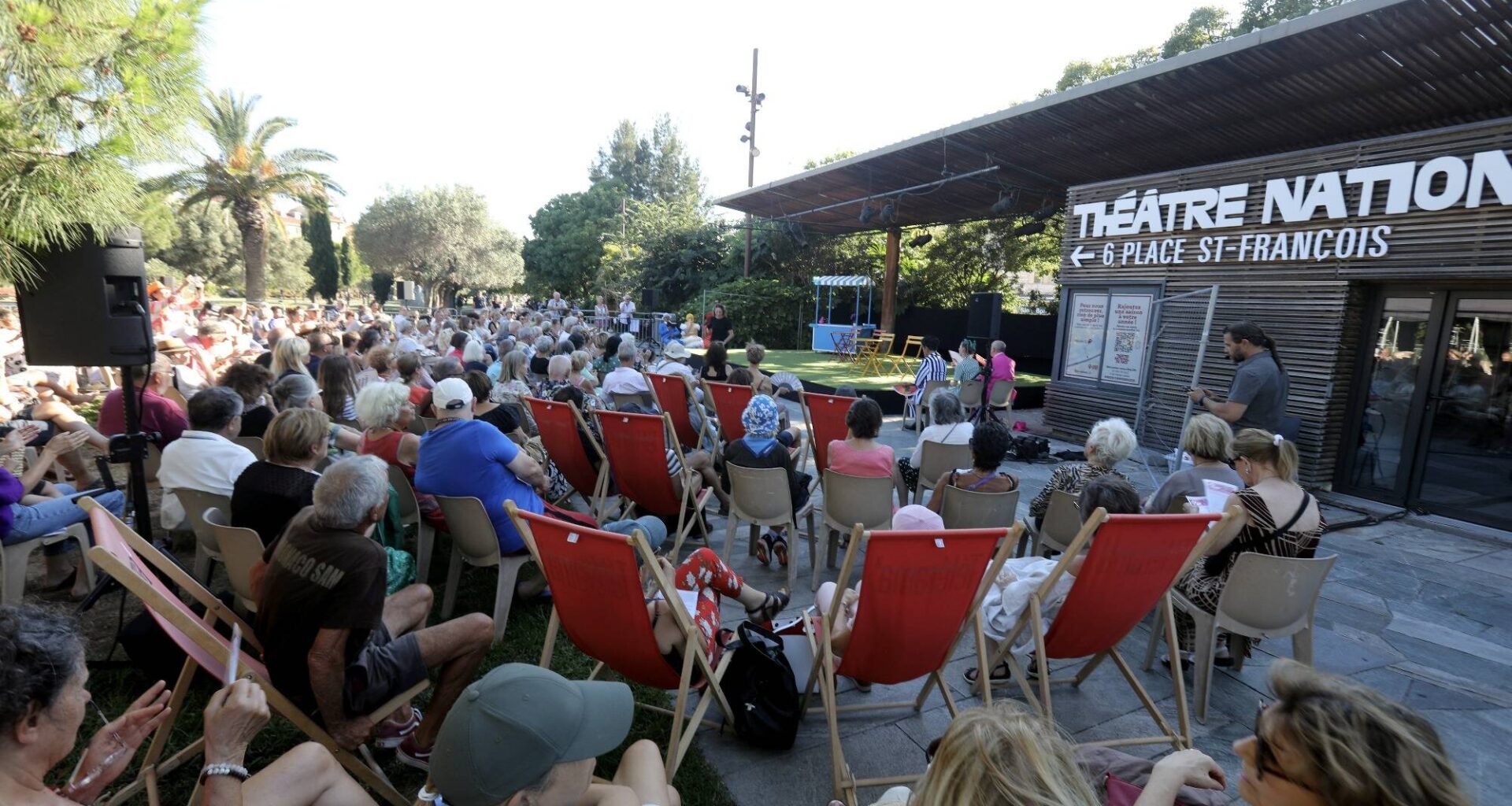 Jusqu'au 3 août, les Contes d'apéro vous proposent gratuitement et en plein air une revisite des grands classiques du théâtre à Nice