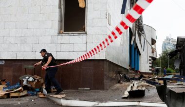un mort et deux blessés dans des frappes russes sur Kiev