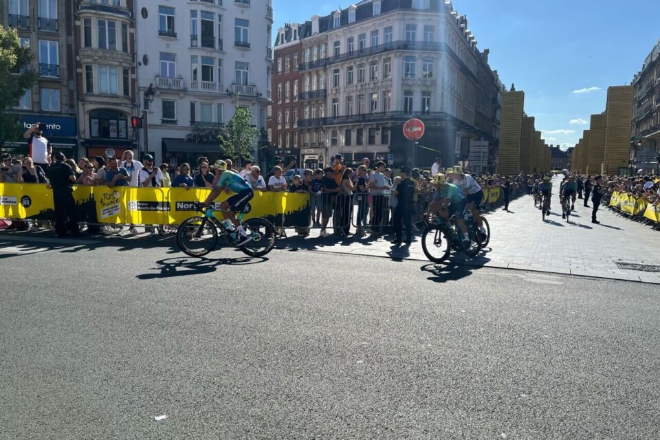 Les coureurs ont remonté la rue Faidherbe vers 18h20.