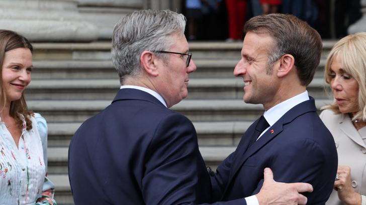 La France et le Royaume-Uni sont prêts à « coordonner » leur dissuasion nucléaire et à protéger l’Europe de toute « menace extrême », annoncent ce mercredi 9 juillet les deux pays.