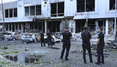 Un enfant est mort et 24 personnes ont été blessées lors d'attaques sur l'Ukraine