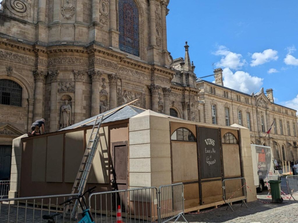 Les rues de Bordeaux transformées pour le tournage de ce film avec Vincent Lindon et Camille Cottin