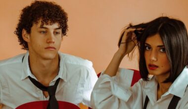 Après son départ, Sasha Birdy (Rayane) se lance dans un projet avec Elisa Ezzedine (Camille)