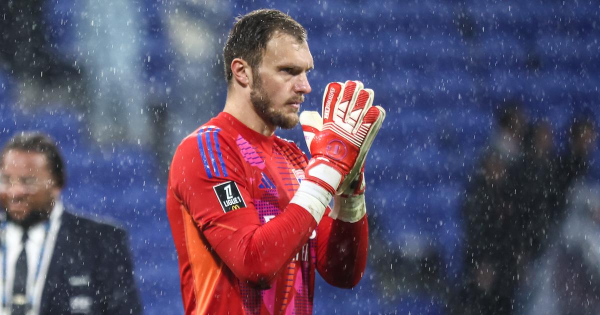 Lucas Perri (Lyon) officialisé à Leeds United