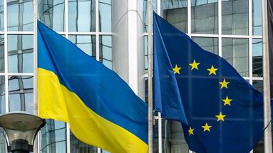 L'UE adopte un 18ᵉ paquet de sanctions contre la Russie, la France salue une décision "sans précédent"