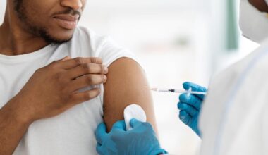la vaccination d'urgence réduit le nombre de décès de 60%