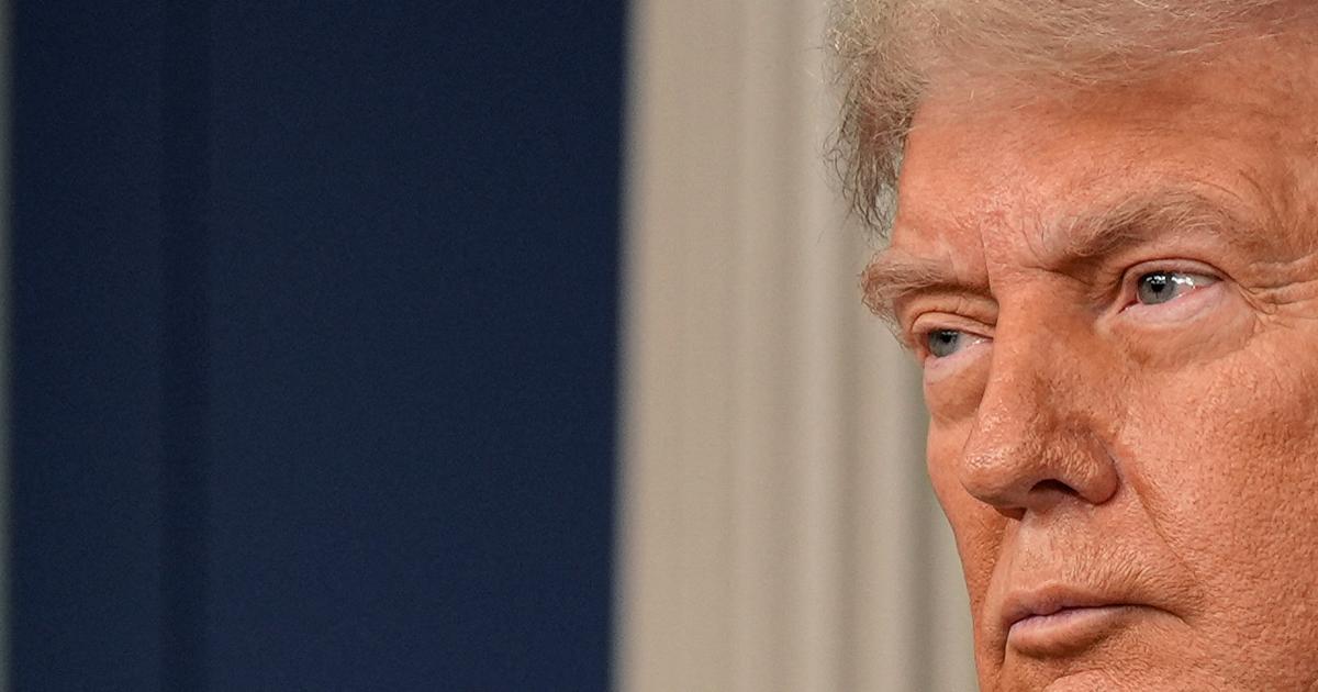 Trump annonce 35% de surtaxes douanières sur les produits canadiens à partir du 1er août