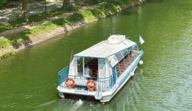 Lille. Profitez d'une croisière sur la Deûle en embarquant à bord de ce bateau
