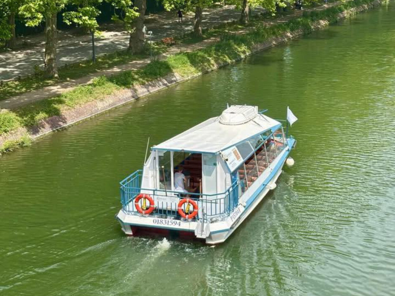 Lille. Profitez d'une croisière sur la Deûle en embarquant à bord de ce bateau
