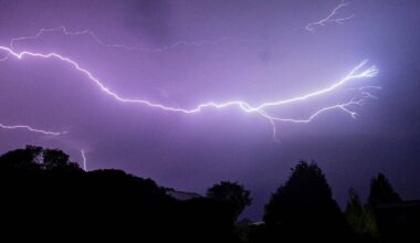 Orages et pluie-inondation: un mort, 13 départements du sud-est en vigilance orange dimanche soir