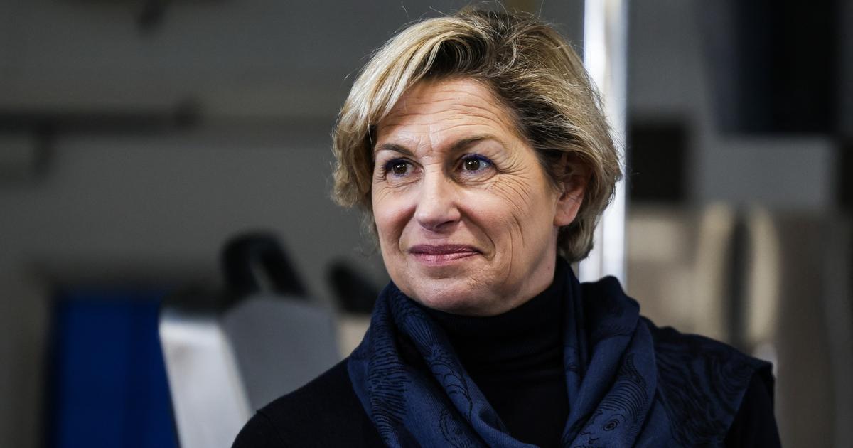 la ministre du Tourisme se dit favorable à sa suppression mais tacle Ryanair
