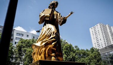 Simone Veil, Gisèle Halimi... Les statues féminines de la cérémonie des JO 2024 bientôt installées dans le nord de Paris, rue de la Chapelle