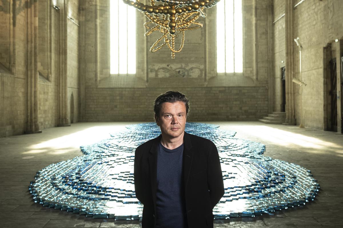 Jean-Michel Othoniel s’empare d’Avignon : plongée avec le sculpteur dans les coulisses de la création - Télérama