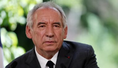 François Bayrou juge «choquante» la grève des contrôleurs aériens