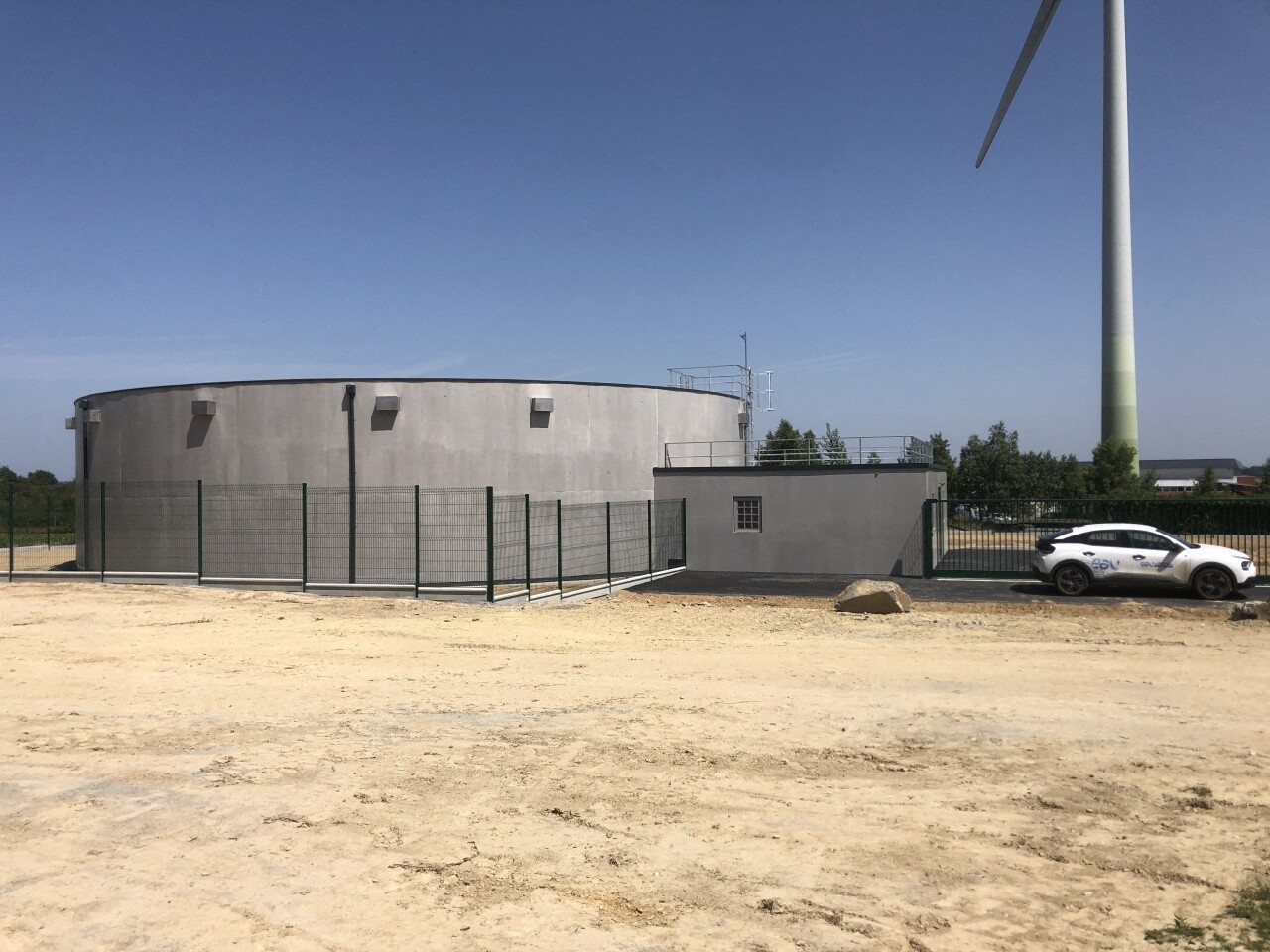 un nouveau réservoir d'eau potable est en construction