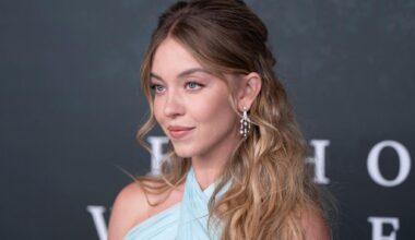 Pourquoi Sydney Sweeney se retrouve embourbée dans une polémique après cette pub pour des jeans
