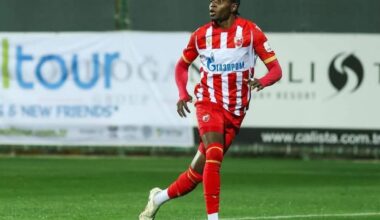 L'AS Saint-Etienne renforce son secteur défensif avec Ebenezer Annan