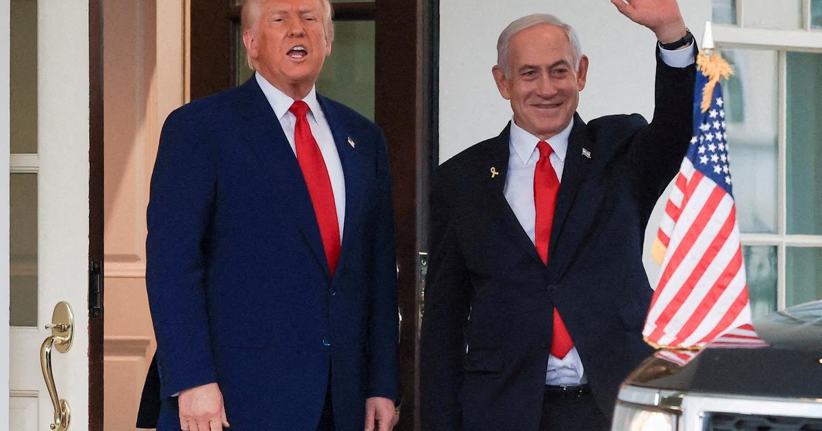 Netanyahou offre à Trump une mezouza en forme de bombardier B-2 fabriquée à partir d’un missile iranien