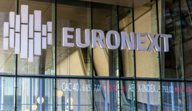 La Bourse de Paris plombée par la dégringolade du titre Renault - 16/07/2025 à 19:07
