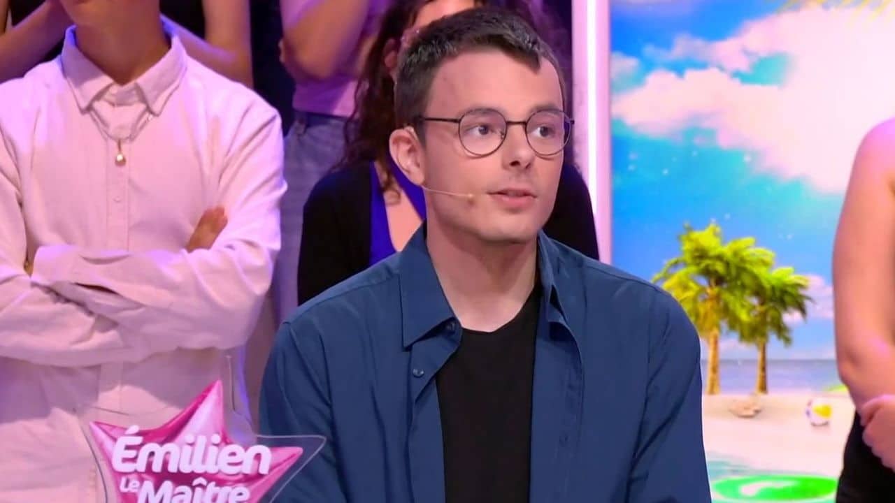 Emilien, évincé des "12 coups de midi", sa famille lui en veut ?