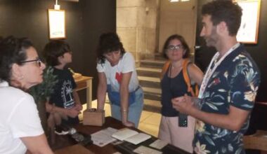 un jeu d’enquête entre fossiles et vivarium