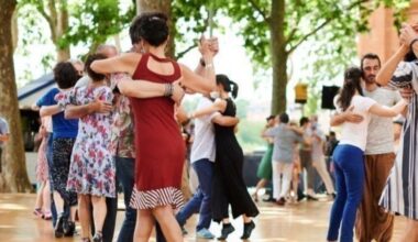 Salsa, bachata, tango, rock... Voici où et quand profiter des cours de danse gratuits cet été à Toulouse