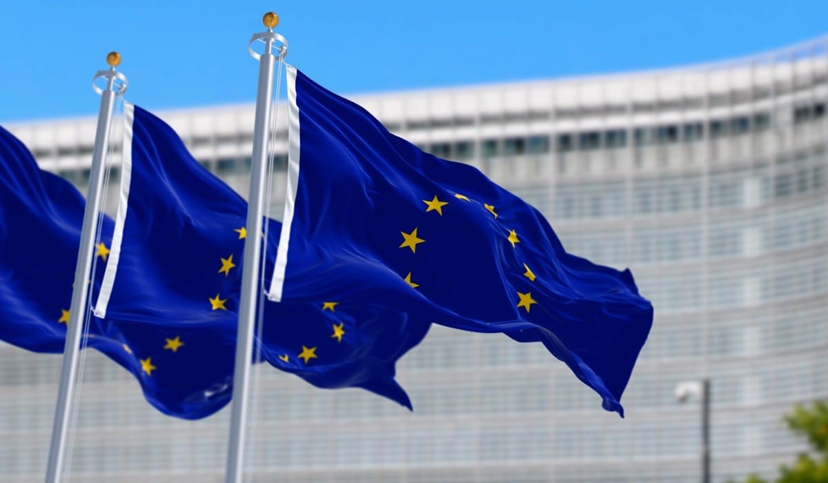 L'Europe encadre l’intelligence artificielle : Microsoft, Mistral AI et OpenAI prêts à signer…mais pas Meta !