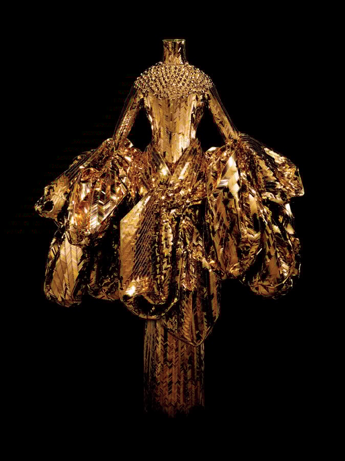 expositions mode 2025 au fil de l'or quai branly