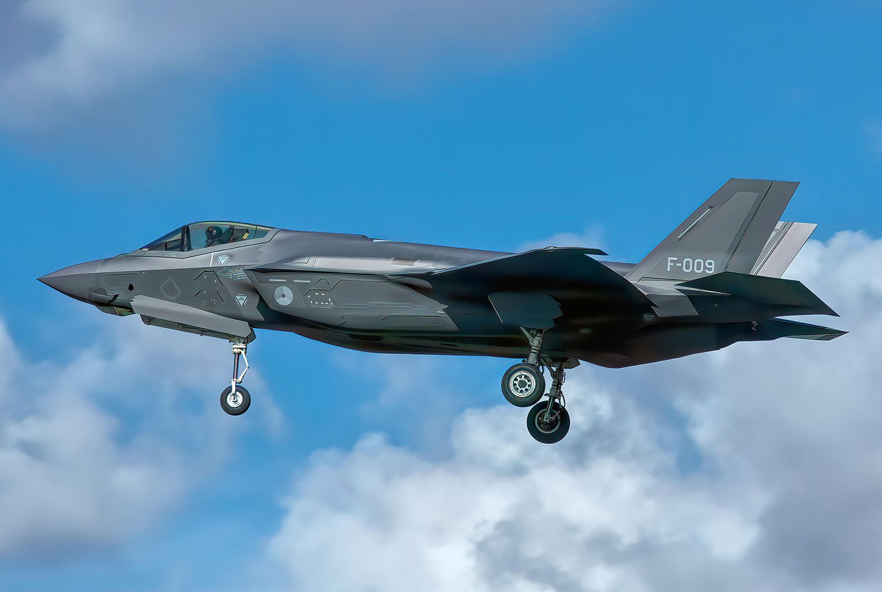 La flotte de F-35 du Royaume-Uni, d'une valeur de 71 milliards de livres sterling, est confrontée à des revers opérationnels
