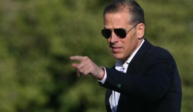 un an après le retrait de Joe Biden, son fils Hunter s'en prend à George Clooney
