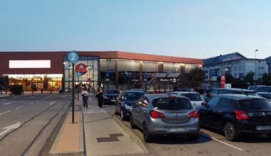 on vous liste les magasins ouverts à Nancy et à Metz