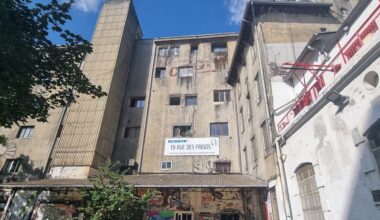 Vétustes, dégradés... Quel avenir pour Les Frigos, lieu de création unique à Paris ?